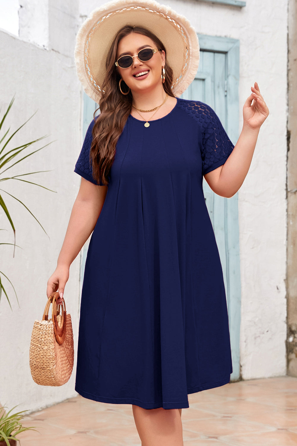 Light Pink Plus Size Solid Color Lace Short Sleeve Pleated Swing Dress