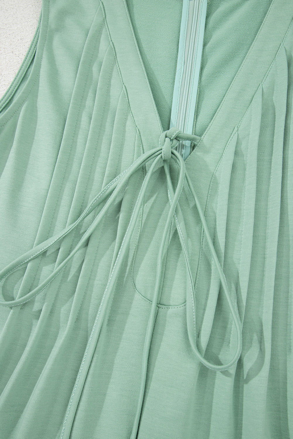 Smoke Green Tie V Neck Pintuck Sleeveless Loose Romper
