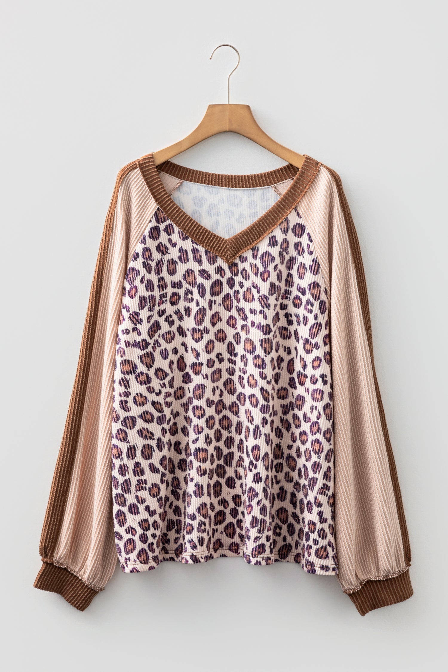 Parchment Leopard Colorblock Patchwork Twist Ribbed Plus Size V Neck Baggy Pullover
