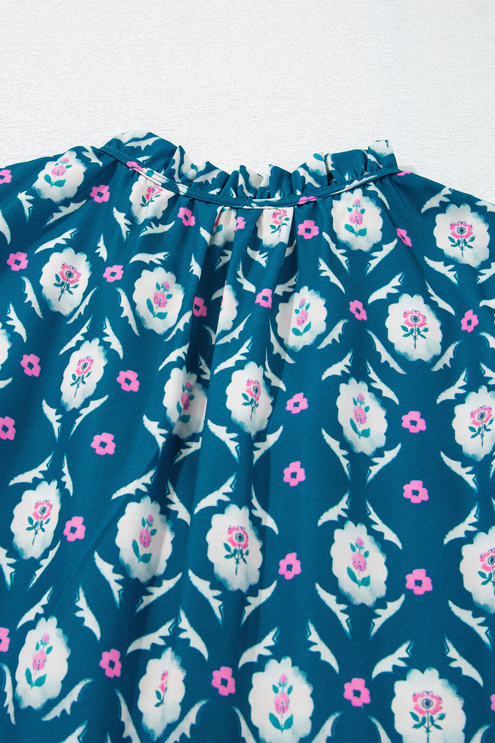 Blue Retro Floral Print Split Neck Ruffle Short Sleeve Dress