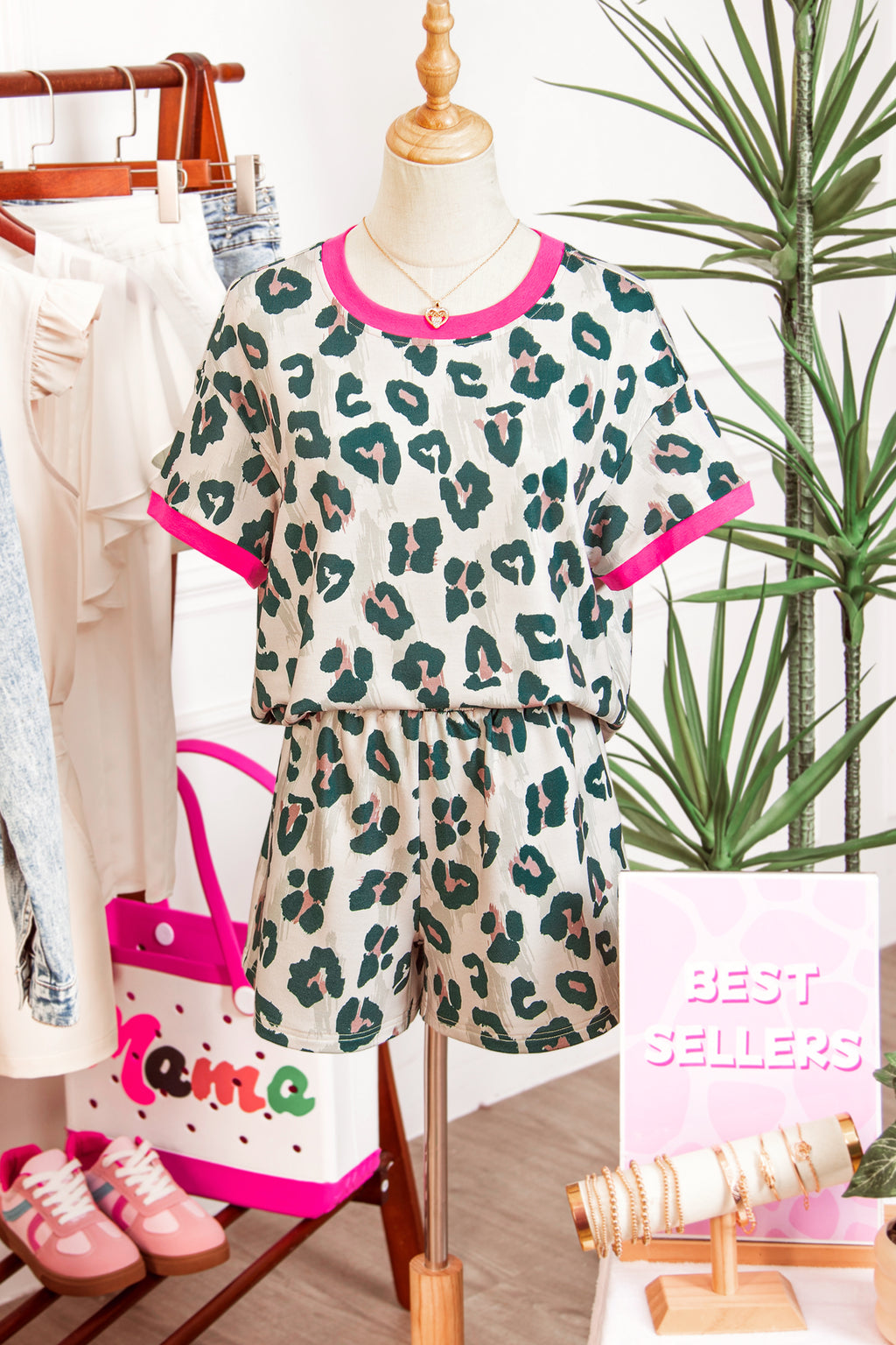 Brown Unique Leopard Print Contrast Trim Top Loose 2pcs Short Set