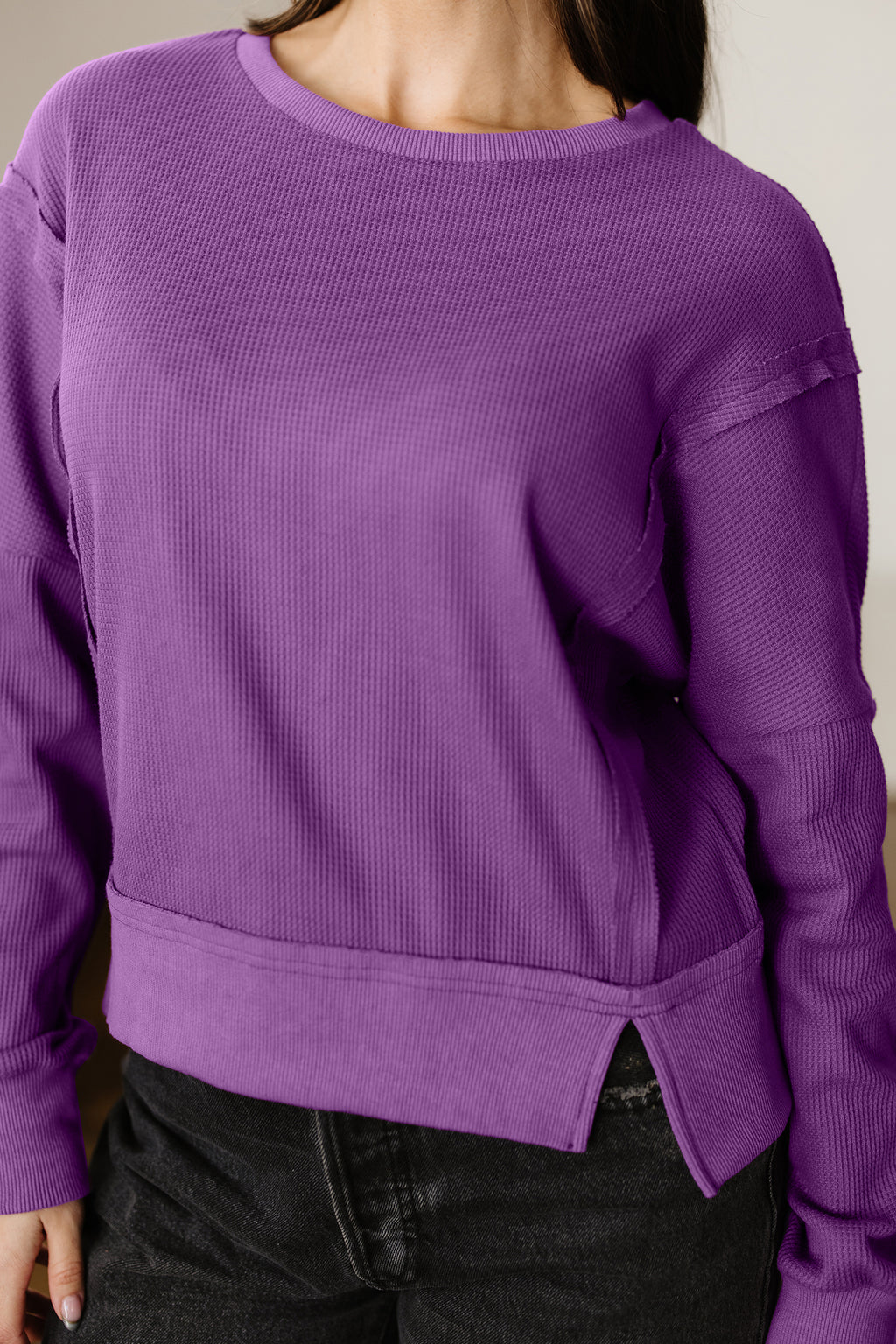 Evergreen Solid Color Raw Seam Patchwork Textured Drop Shoulder Sweatshirt