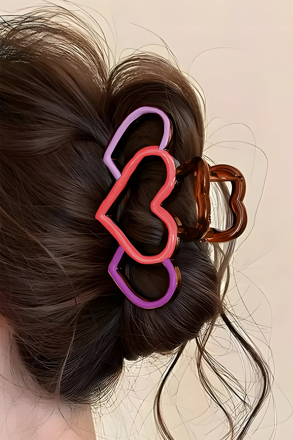 Bonbon Hollowed Heart Design Color Contrasted Acrylic Hair Claw Clip