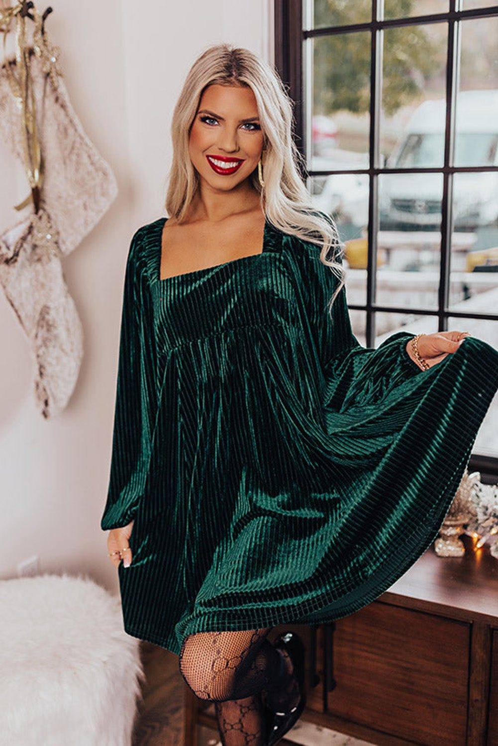 Red Tie Back Square Neck Velvet Babydoll Dress
