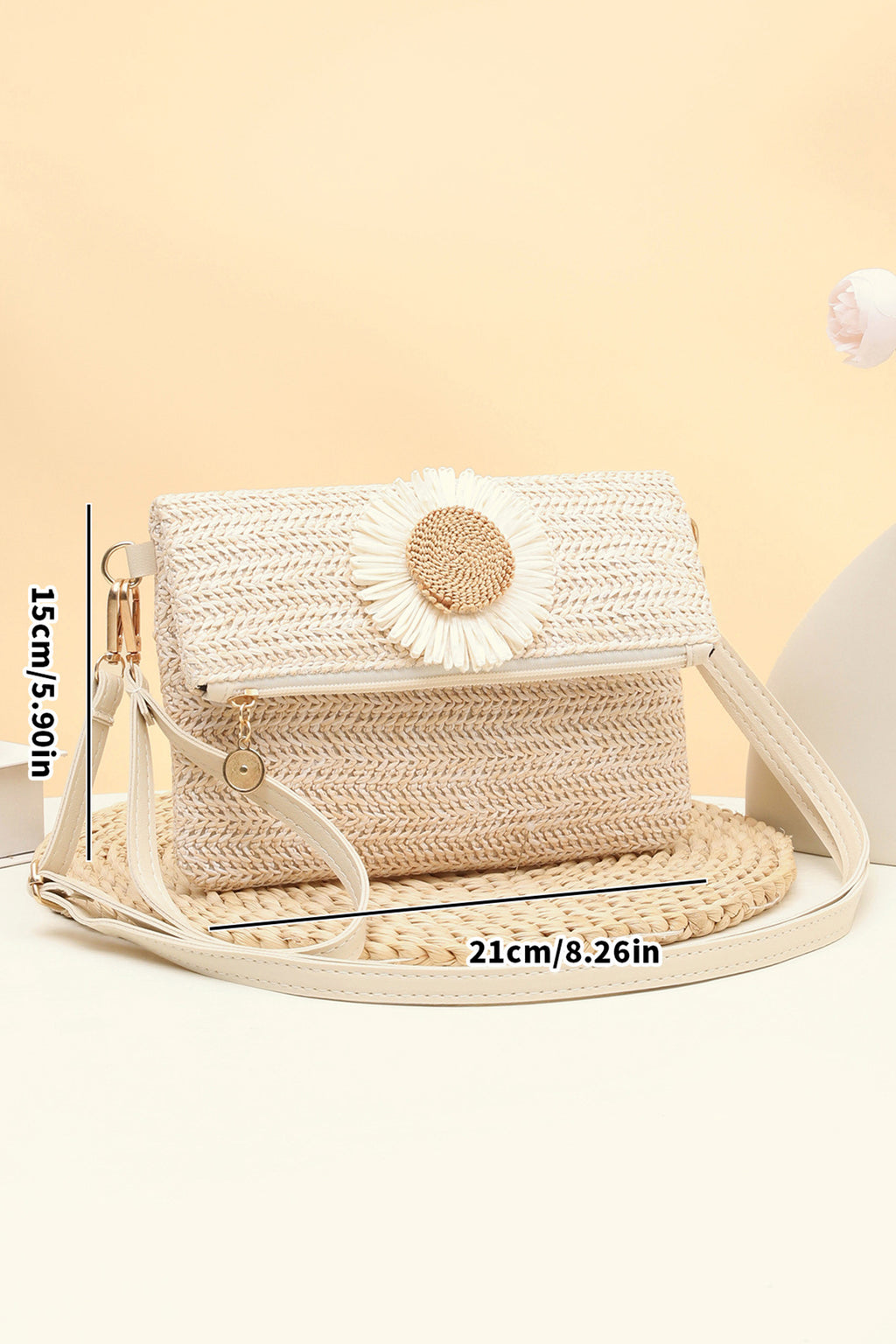 White Daisy Flower Straw Woven Zip Folded Magnetic Button Shoulder Bag