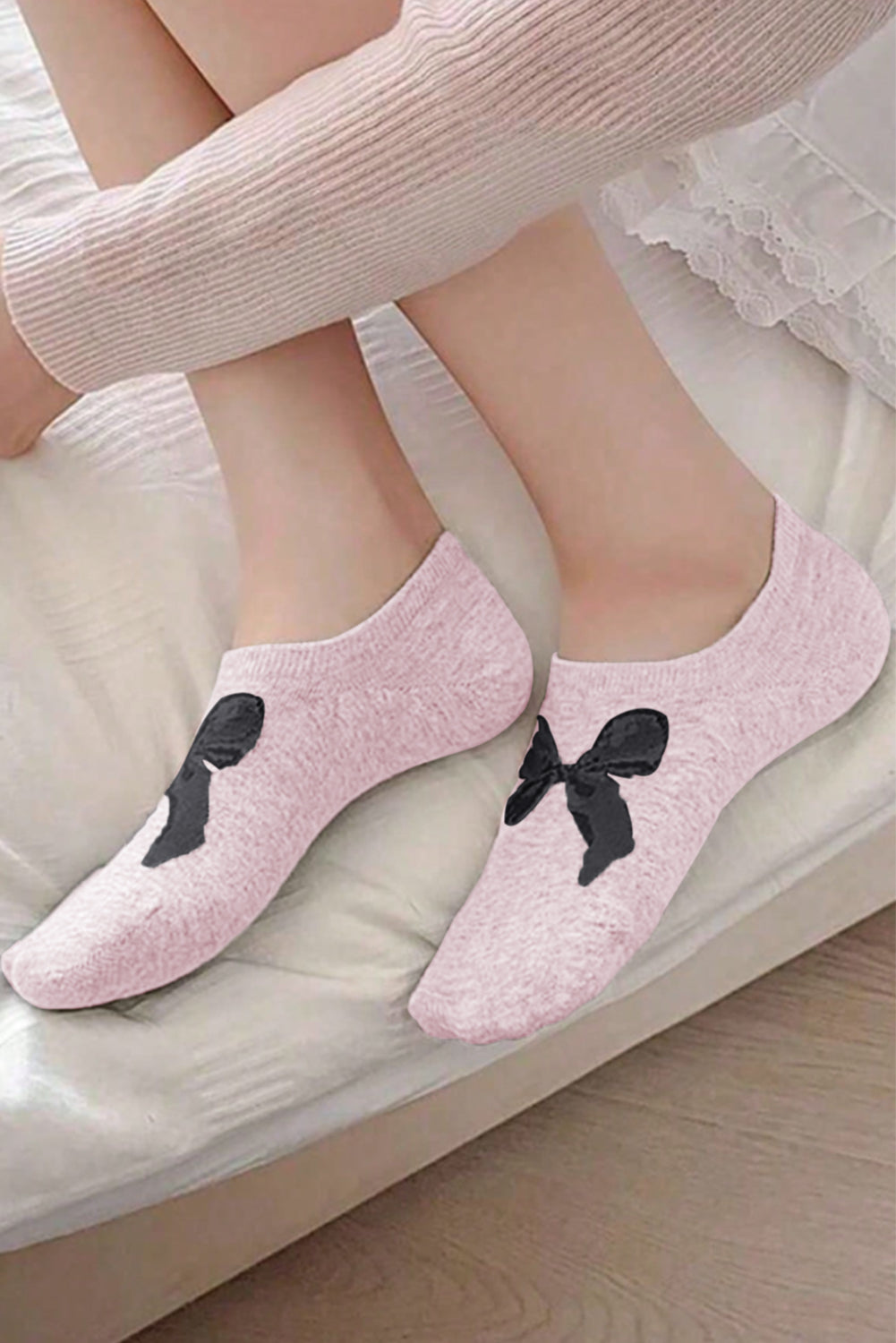 Gray Bow Knot Soft No Show Socks