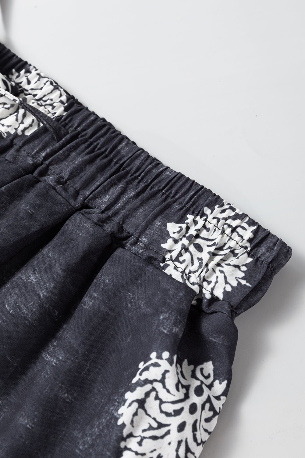 Black Plus Size Geometric Ethnic Print Drawstring Wide Leg Pants