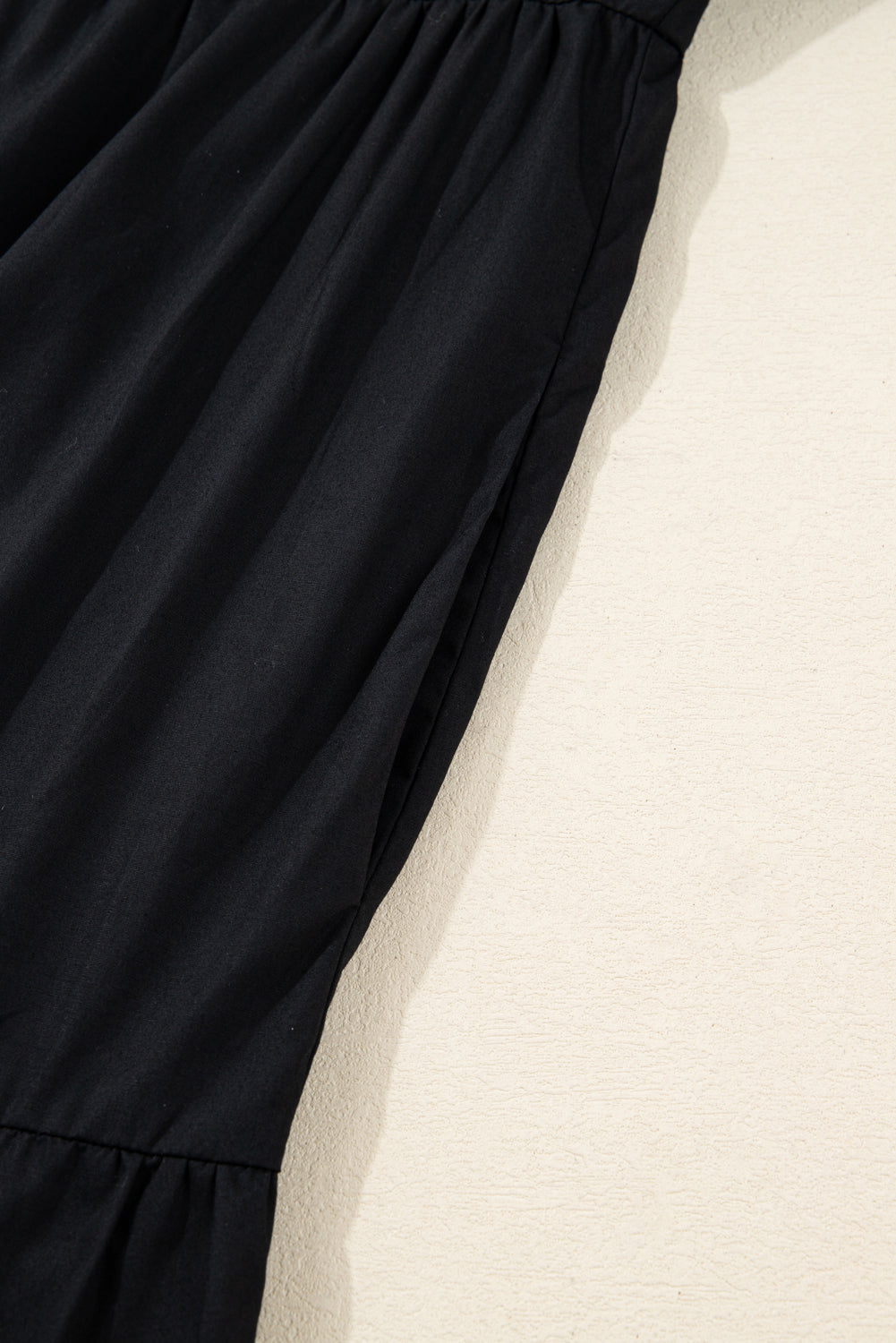 Black Contrast Trim Knot Cuffs Plus Size V Neck Mini Dress