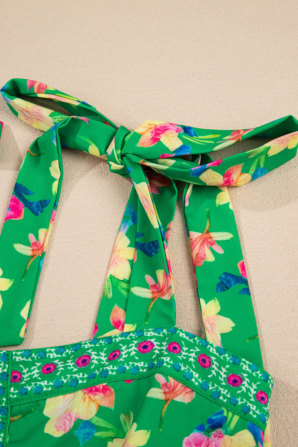Green Floral Detail Tie Split Neck Short Sleeve Blouse