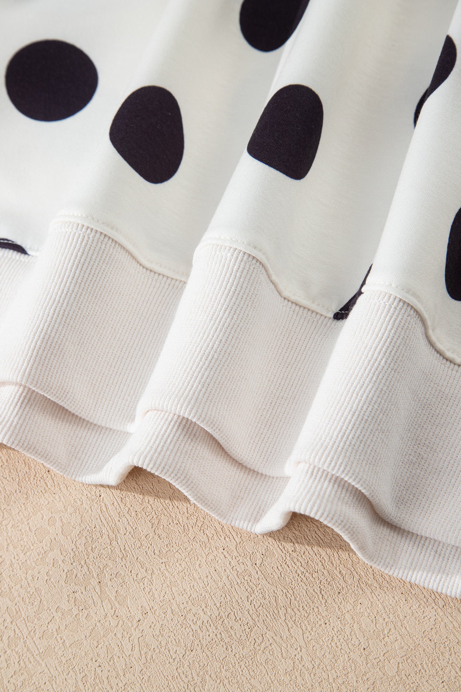 Beige Polka Dot Print Drop Shoulder Pullover Drawstring Jogger Pant Set