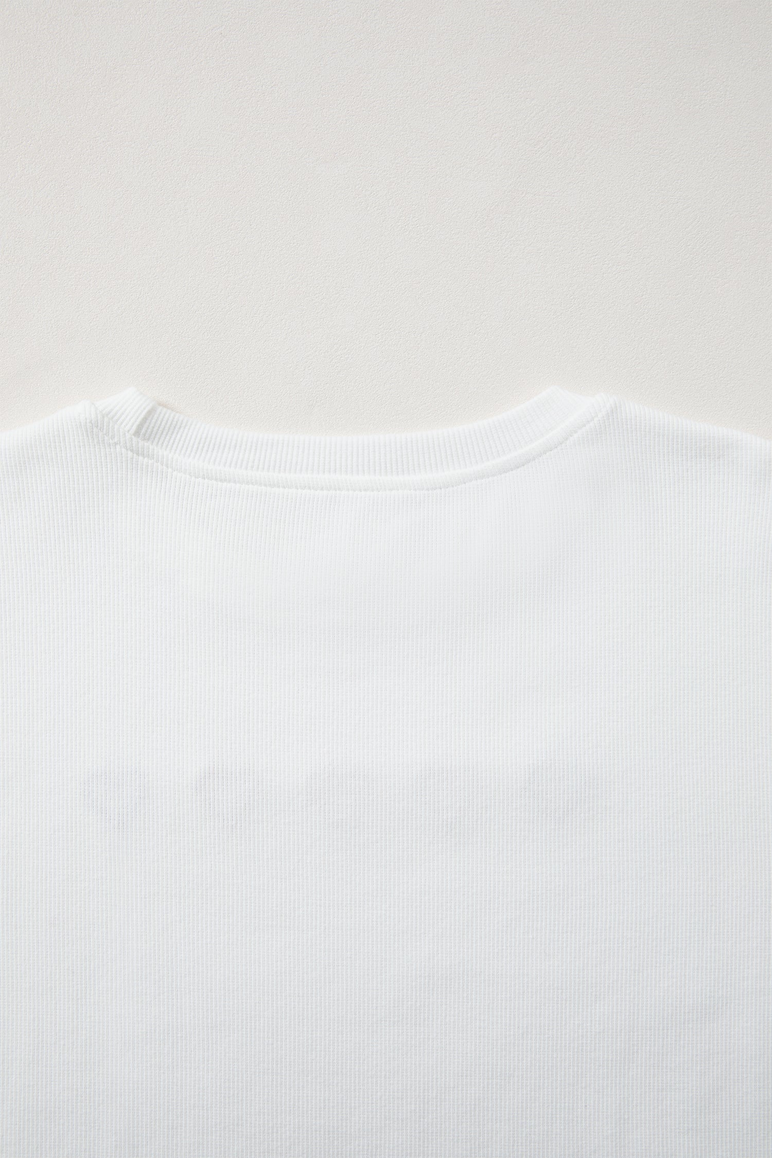 White 3d Ribbed XOXO Heart Embroidered Drop Shoulder Sweatshirt