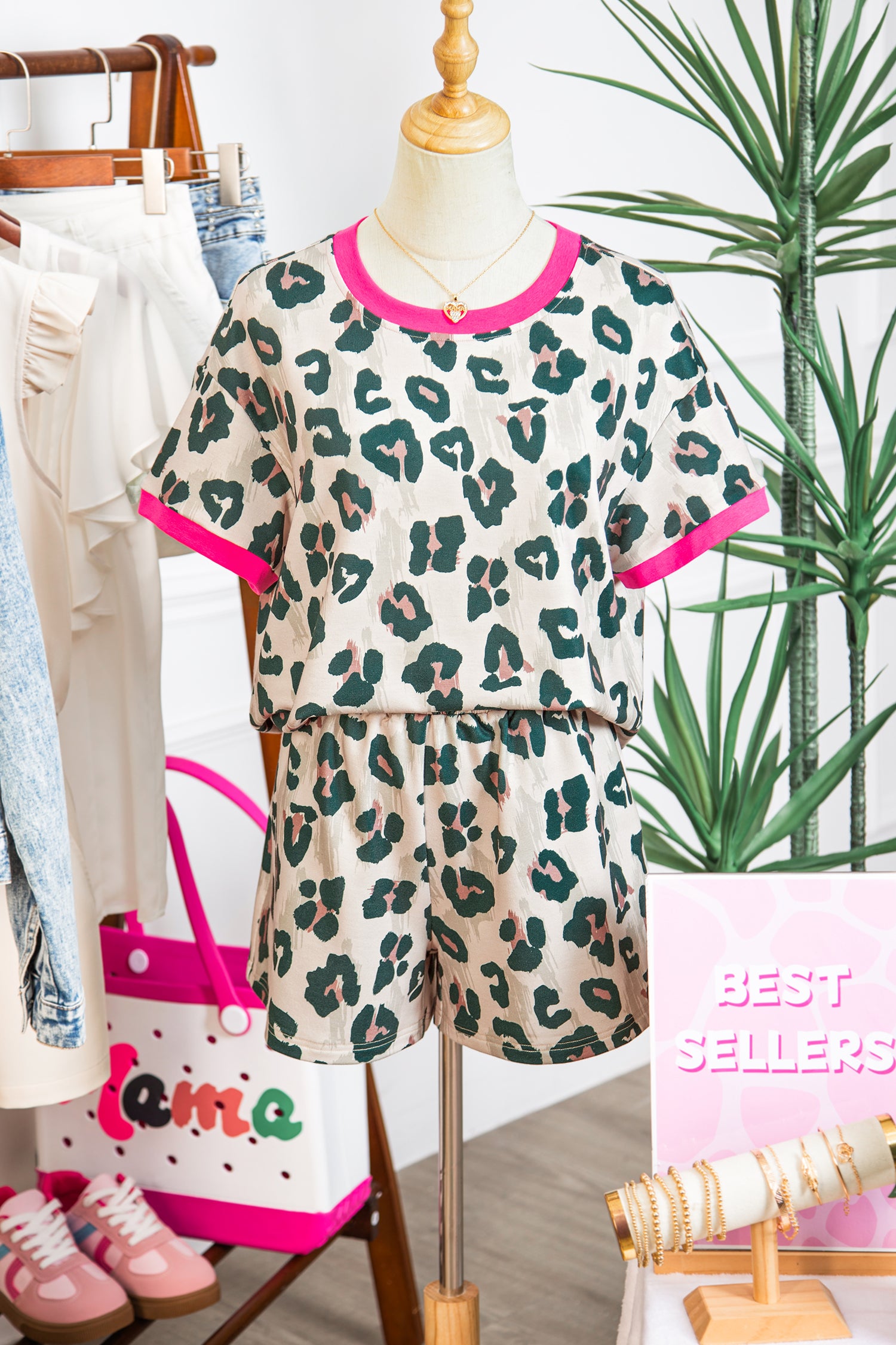 Brown Unique Leopard Print Contrast Trim Top Loose 2pcs Short Set