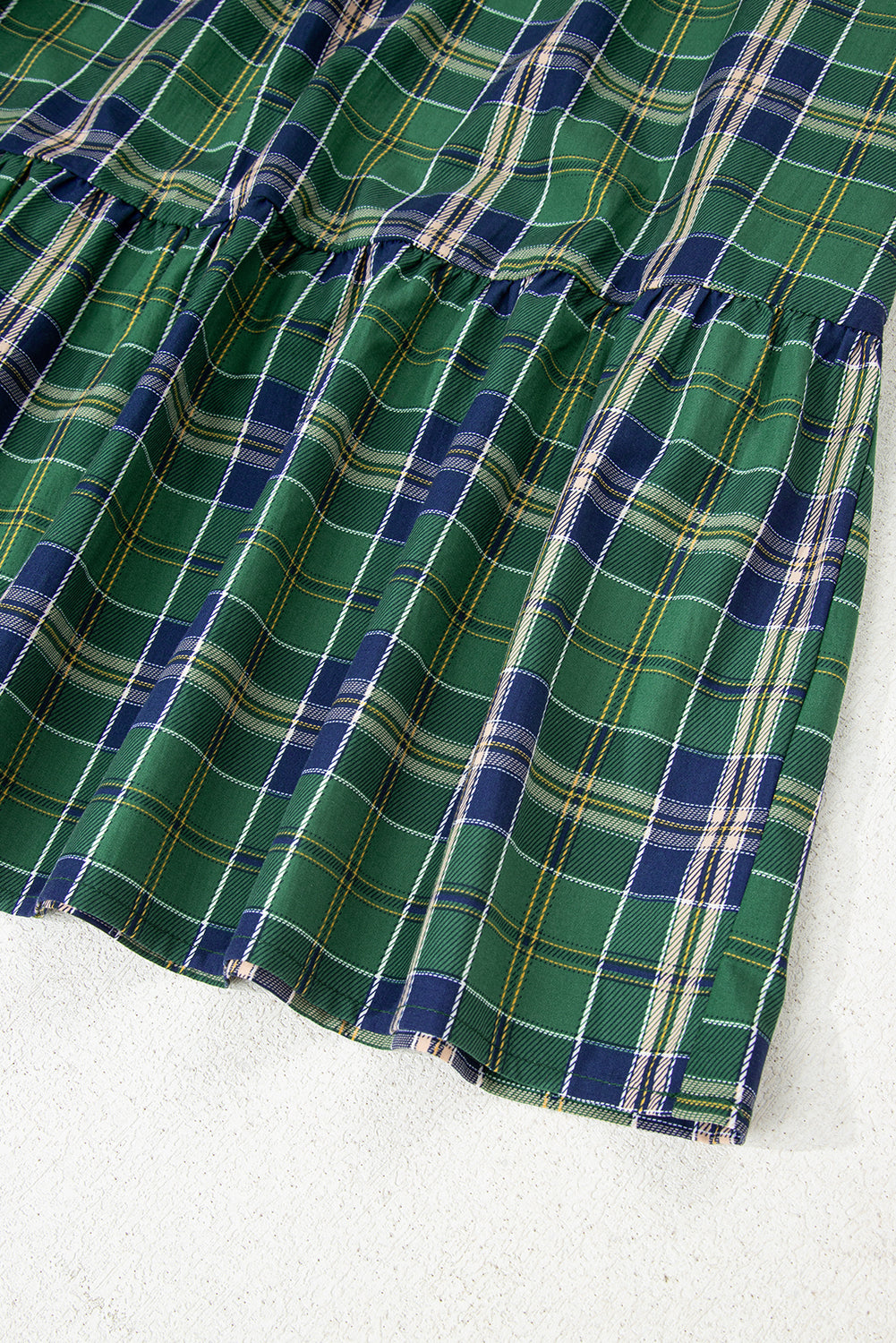 Green Plus Size Plaid Long Sleeve Notched Neck Shift Mini Dress
