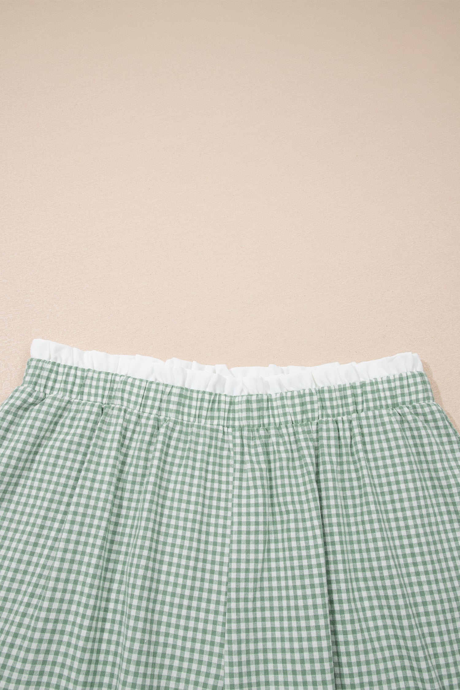Red Contrast Trim Plaid Print Plus Size Shorts