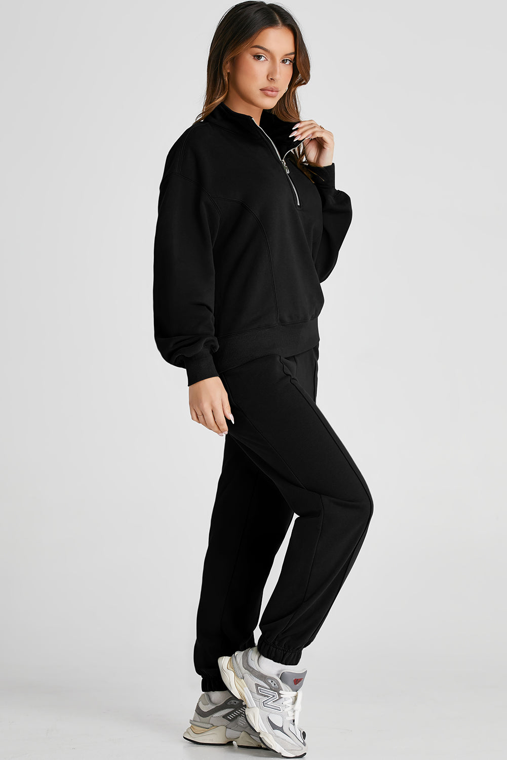Vineyard Green Half Zip up Pullover Active Top and Joggers Set