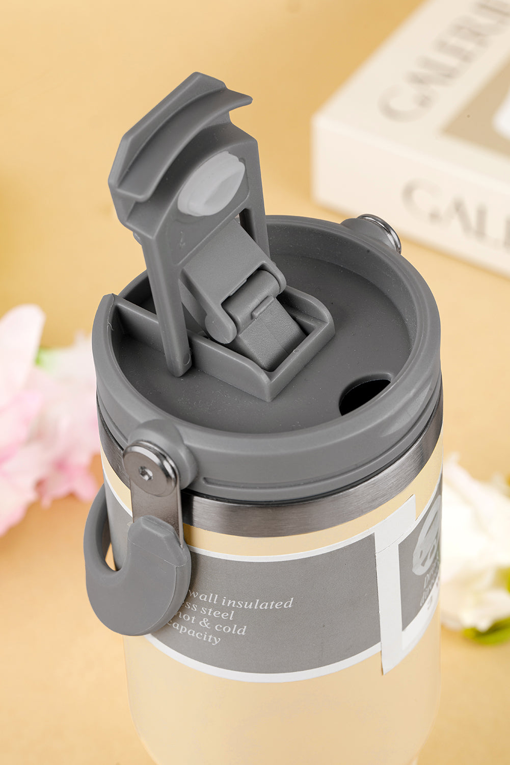 Peach Blossom Minimalist Insulated Vacuum Cup with Handle 30oz