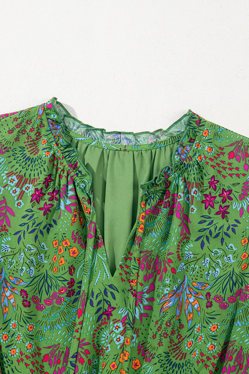 Green Floral Tie Split Neck Frilly Ruffle Trim Tiered Short Dress