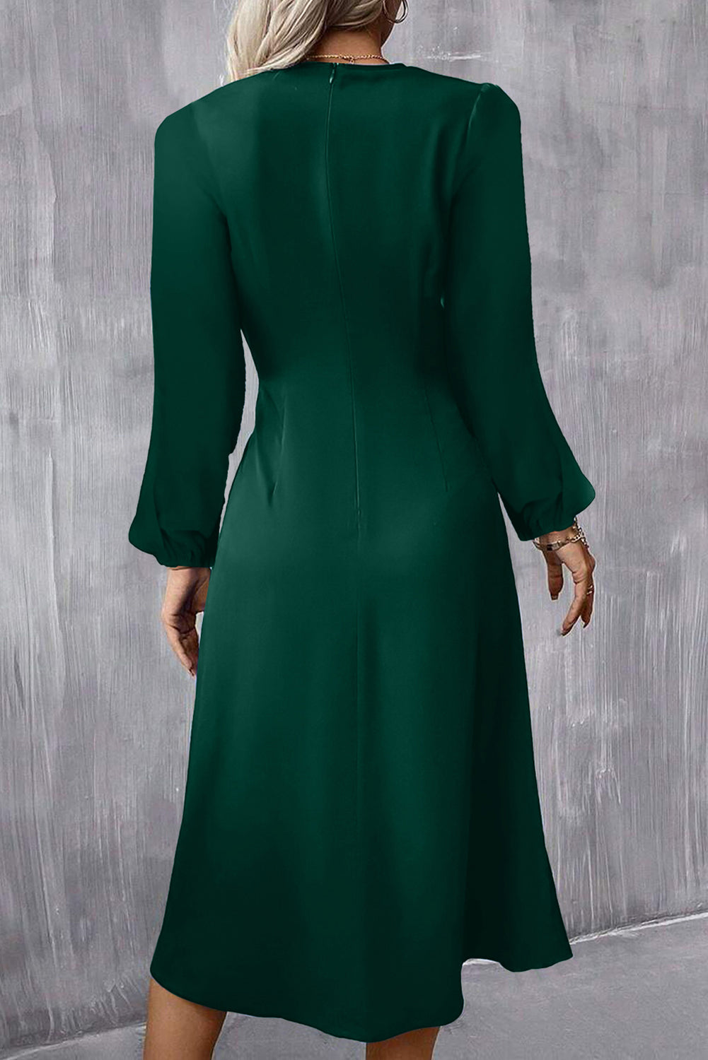 Fiery Red Solid Color Ruched Detail Long Sleeve Midi Dress