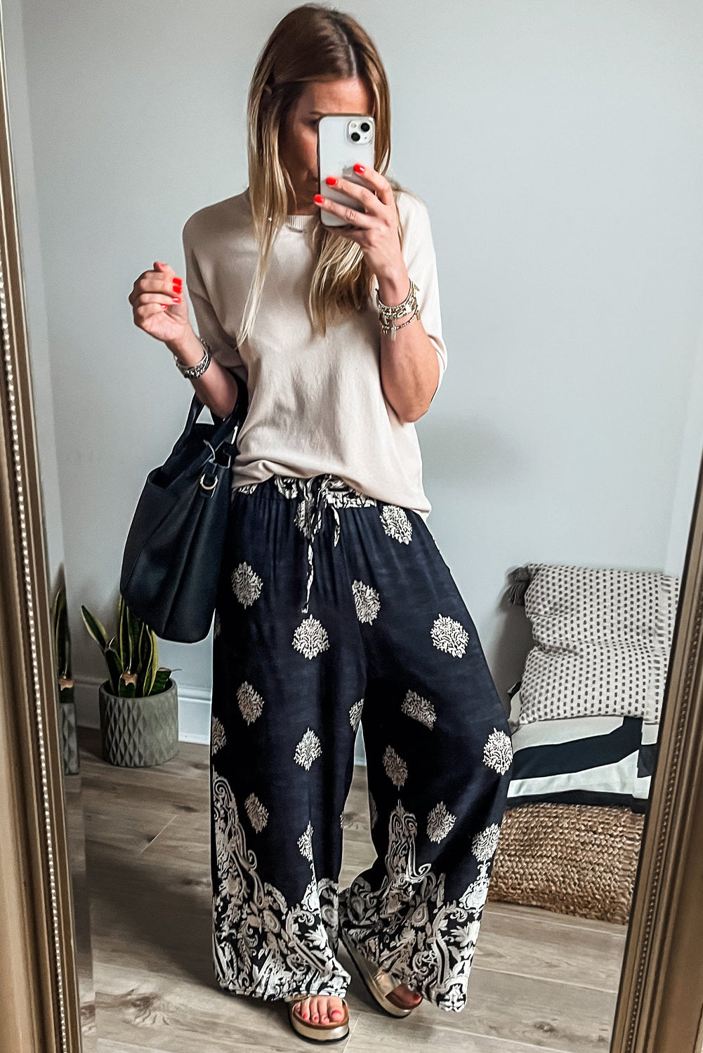 Black Plus Size Geometric Ethnic Print Drawstring Wide Leg Pants