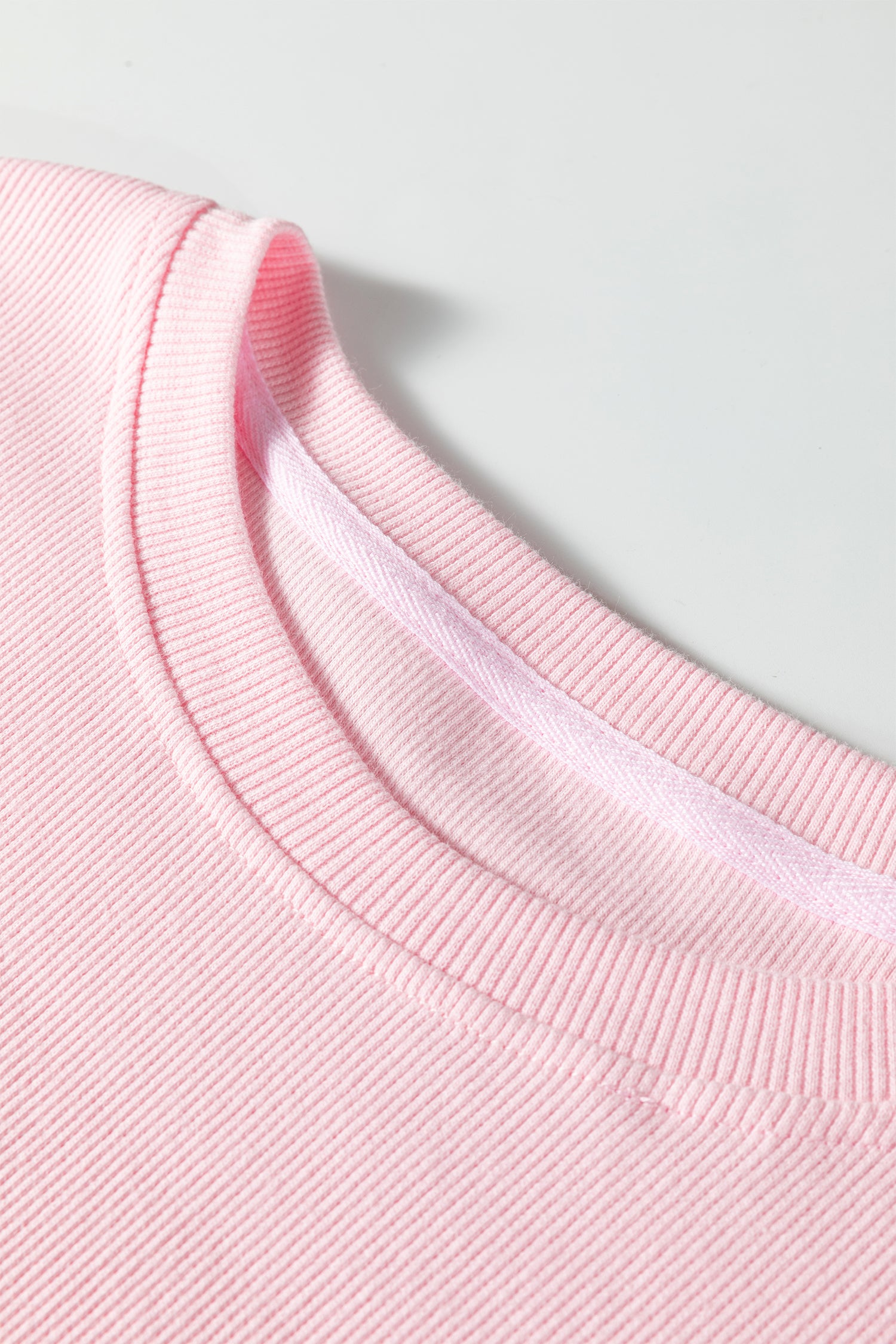 White 3d Ribbed XOXO Heart Embroidered Drop Shoulder Sweatshirt