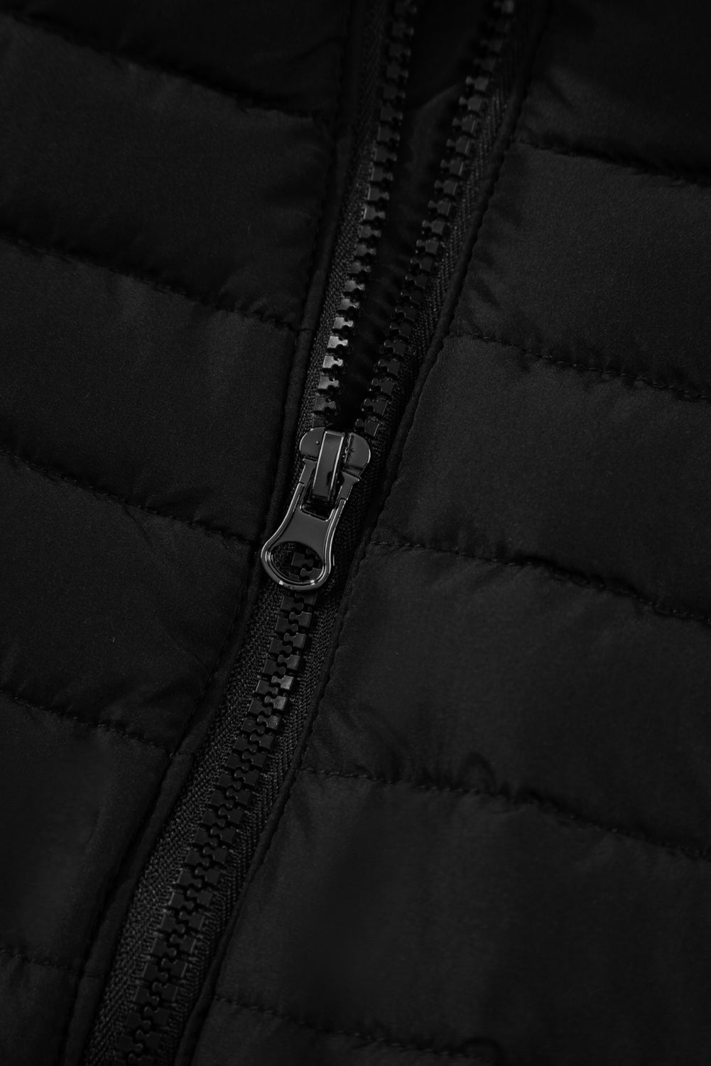 Silvery Plush Collared Quilted Zipped Puffer Vest