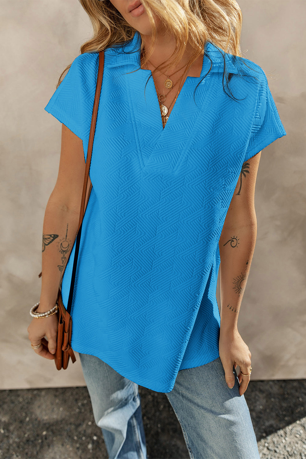 Rose Red Textured V Neck Collared Short Sleeve Top