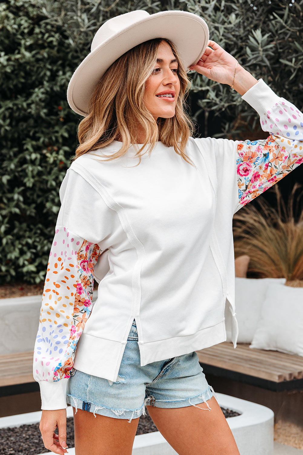 White Plus Size Exposed Seam Detail Contrast Dot Floral Patchwork Sleeve Sweatshirt