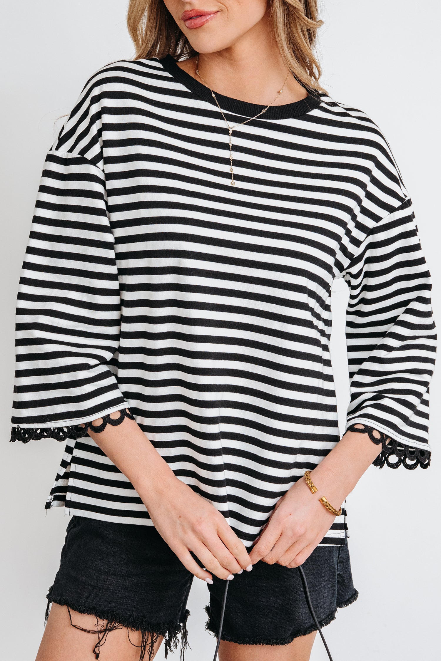 Racing Red Striped Print Drop Shoulder Lace Trim Bracelet Sleeve Loose Top