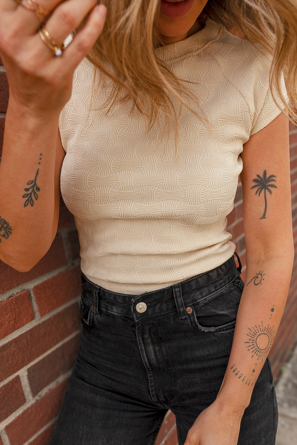 Beige Textured Crew Neck Cap Sleeve Slim Stretchy T Shirt