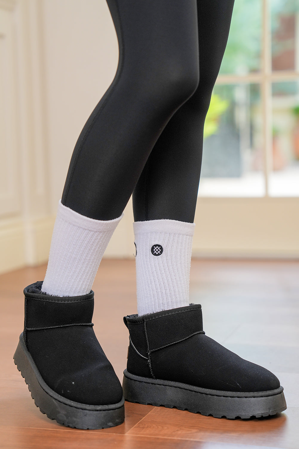 Chestnut Faux Fur Lined Suede Ankle Snow Boots