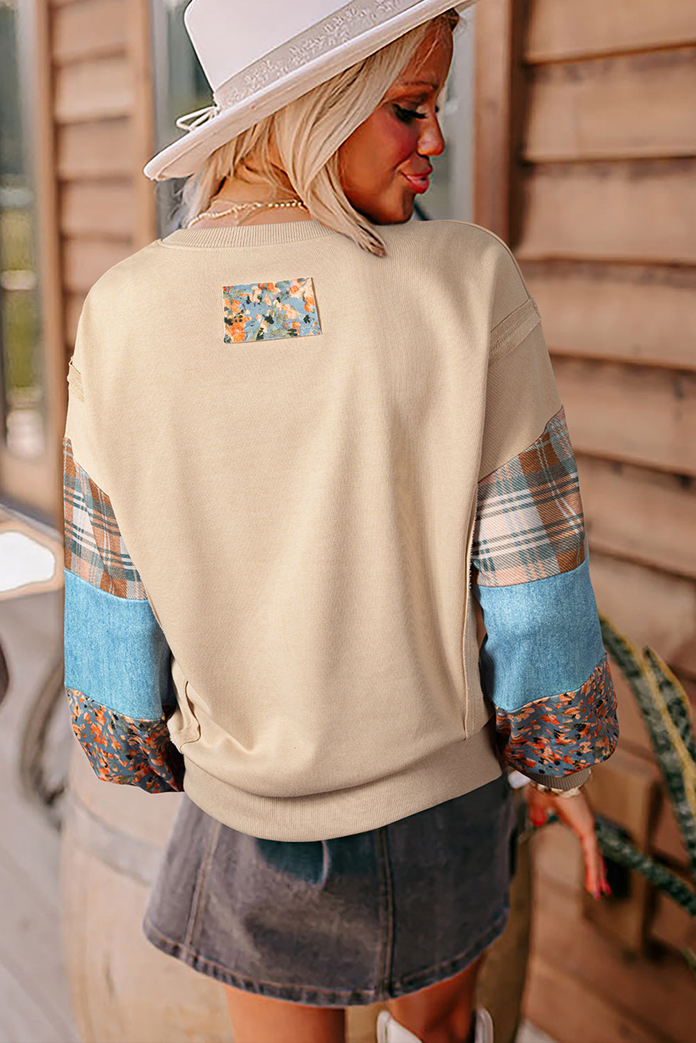 Red Sandalwood Plaid Colorblock Patchwork Sleeve Raw Seam Sweatshirt