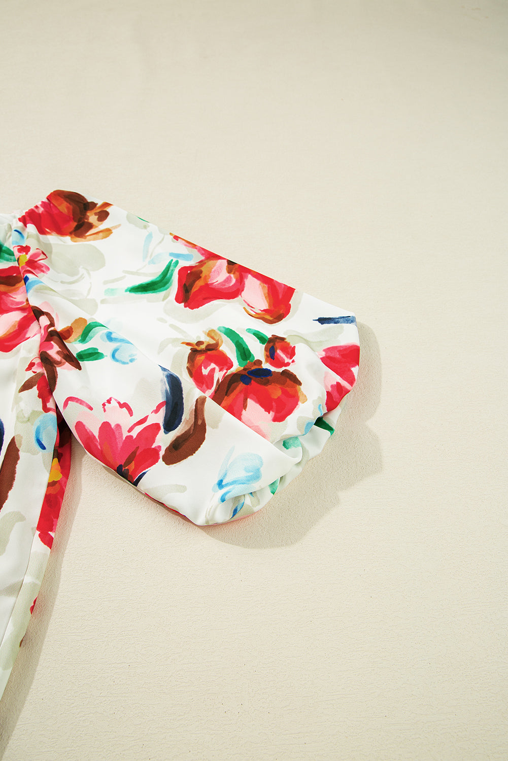 White Floral Print Puffy Half Sleeve Blouse