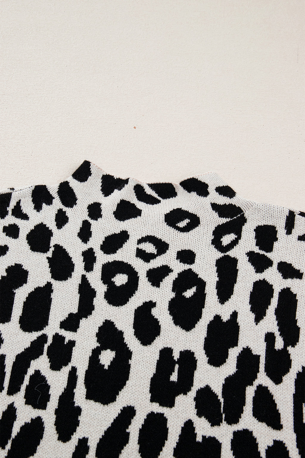 Black Leopard Print High Neck Short Sleeve Sweater