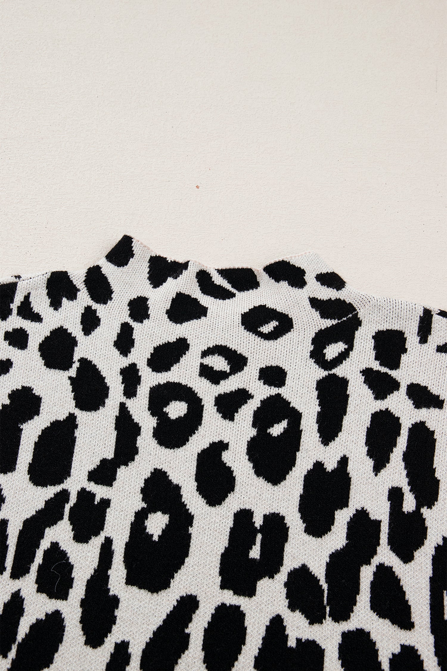 Black Leopard Print High Neck Short Sleeve Sweater