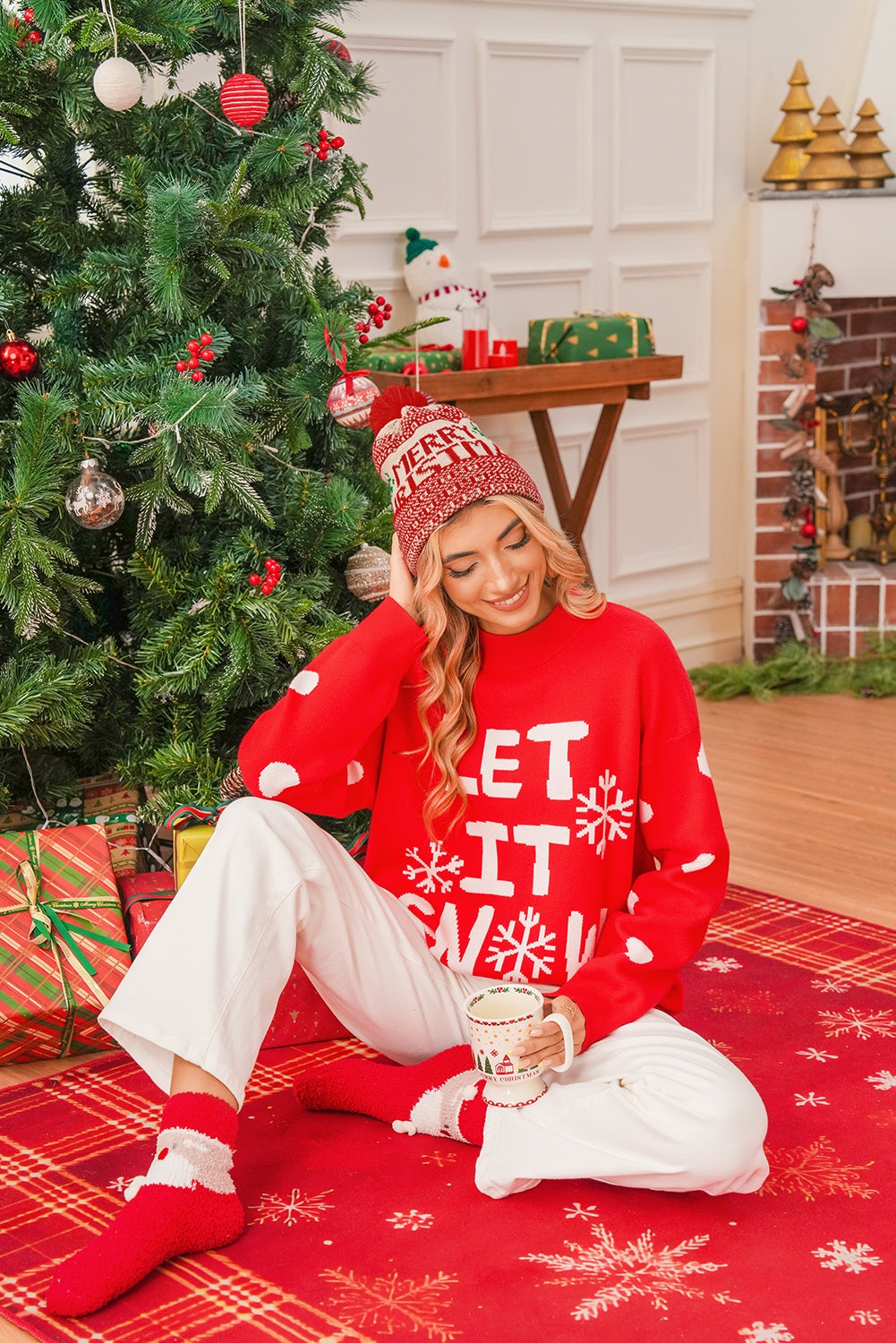 Fiery Red MERRY CHRISTMAS Winter Beanie Hat