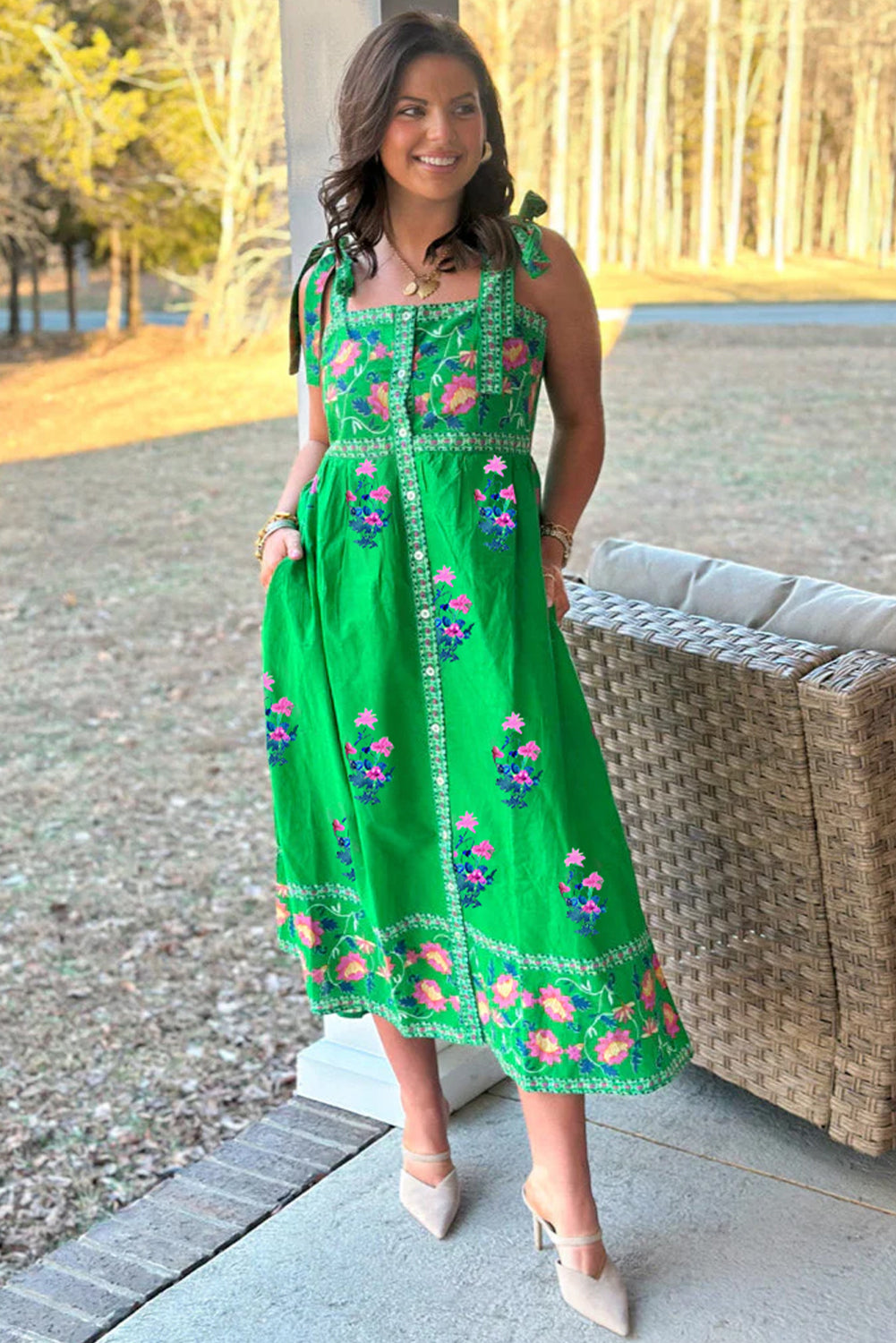 Green Floral Detail Tie Split Neck Short Sleeve Blouse