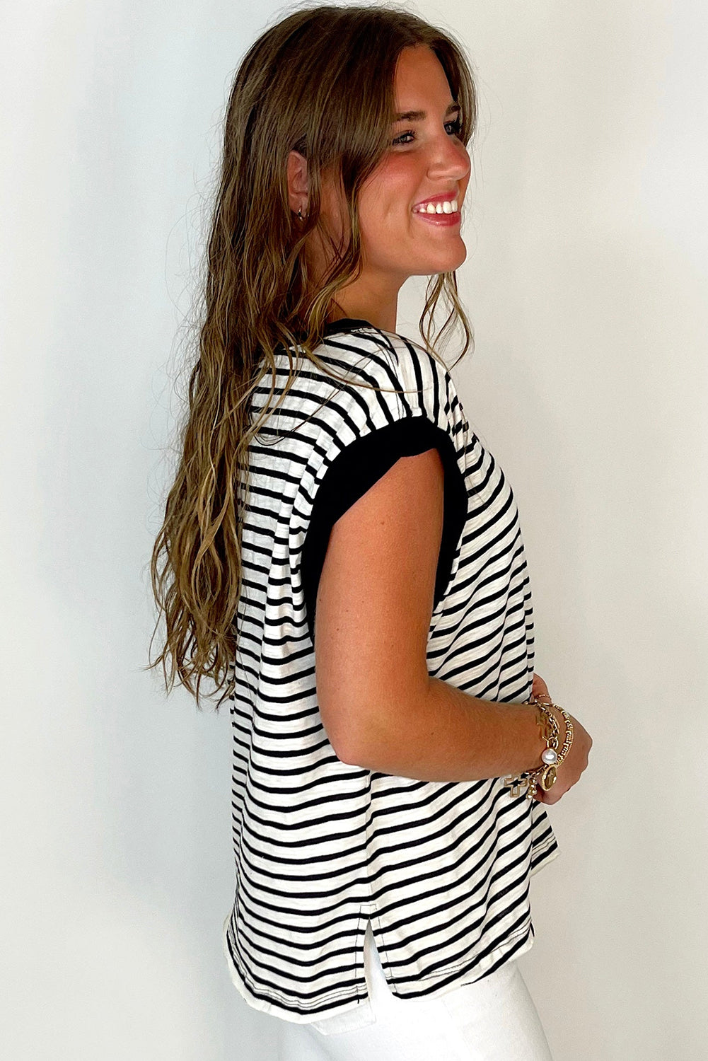 Red Stripe Chest Pocket Patch Round Neck Tank Top