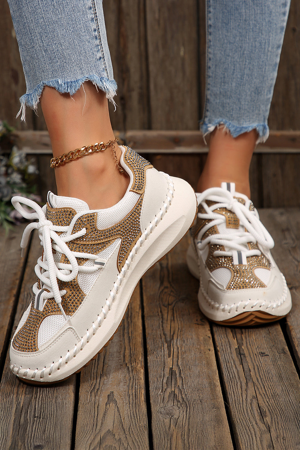 Fiery Red Rhinestone Embellished Color Block Patchwork Lace-up Breathable Sneakers