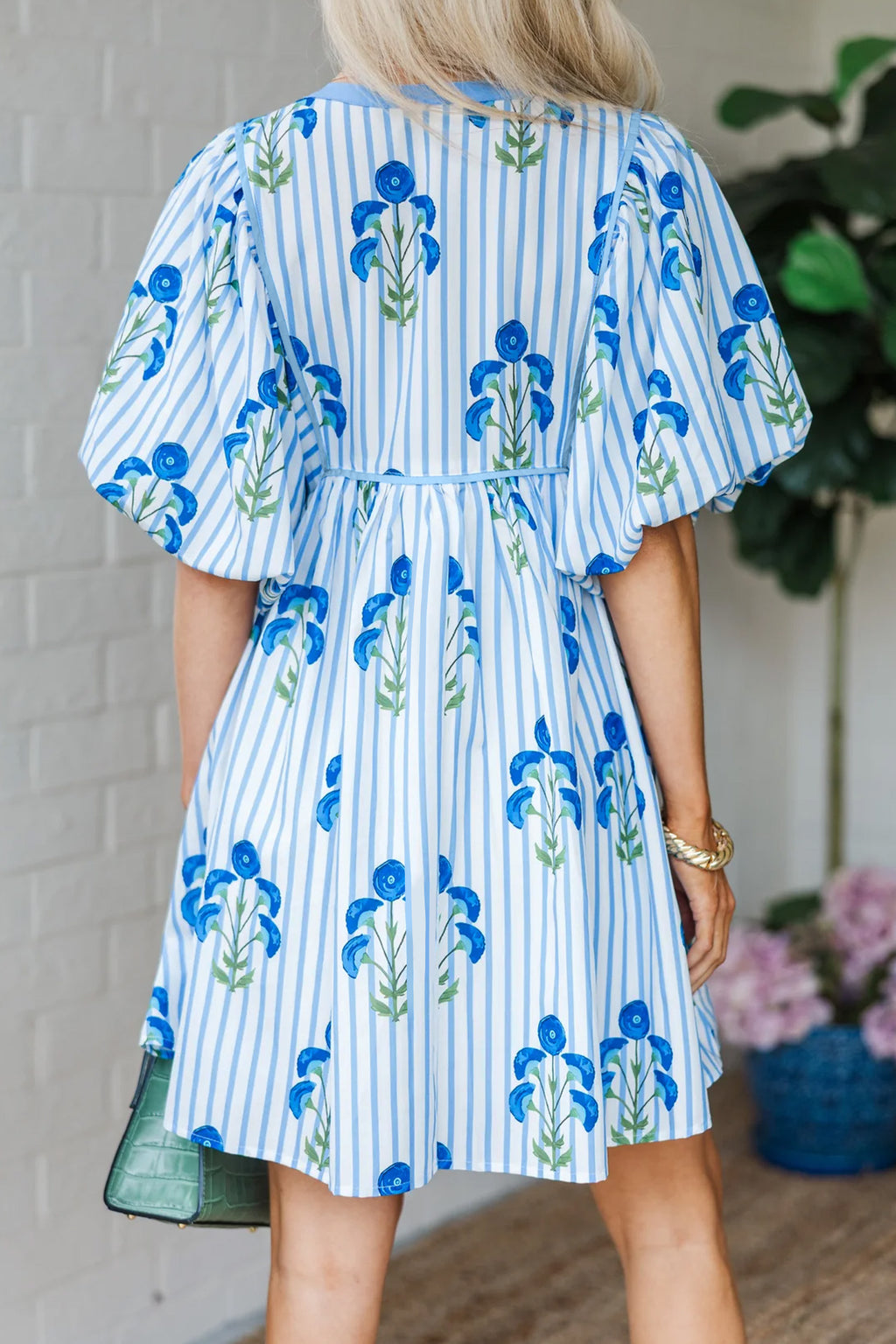 Sky Blue Floral Striped Bubble Short Sleeve Plus Size Dress