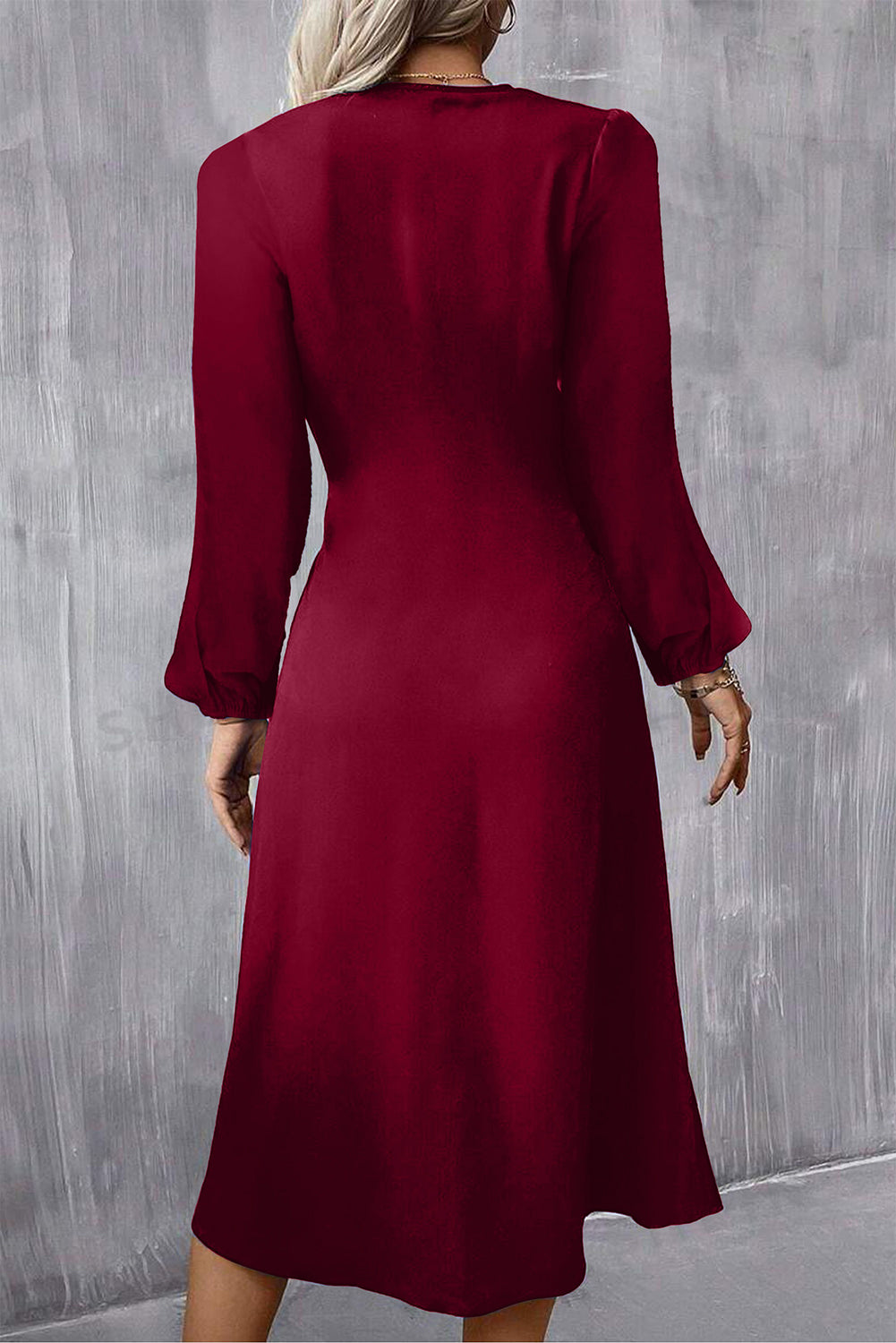 Fiery Red Solid Color Ruched Detail Long Sleeve Midi Dress