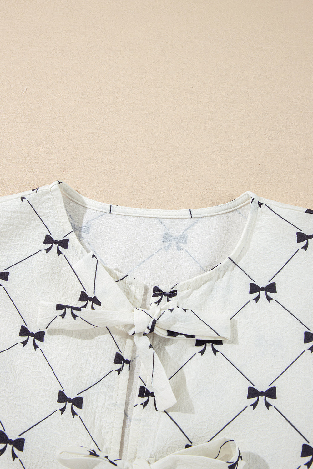 White Bowknot Print Front Knots Bubble Sleeve Blouse