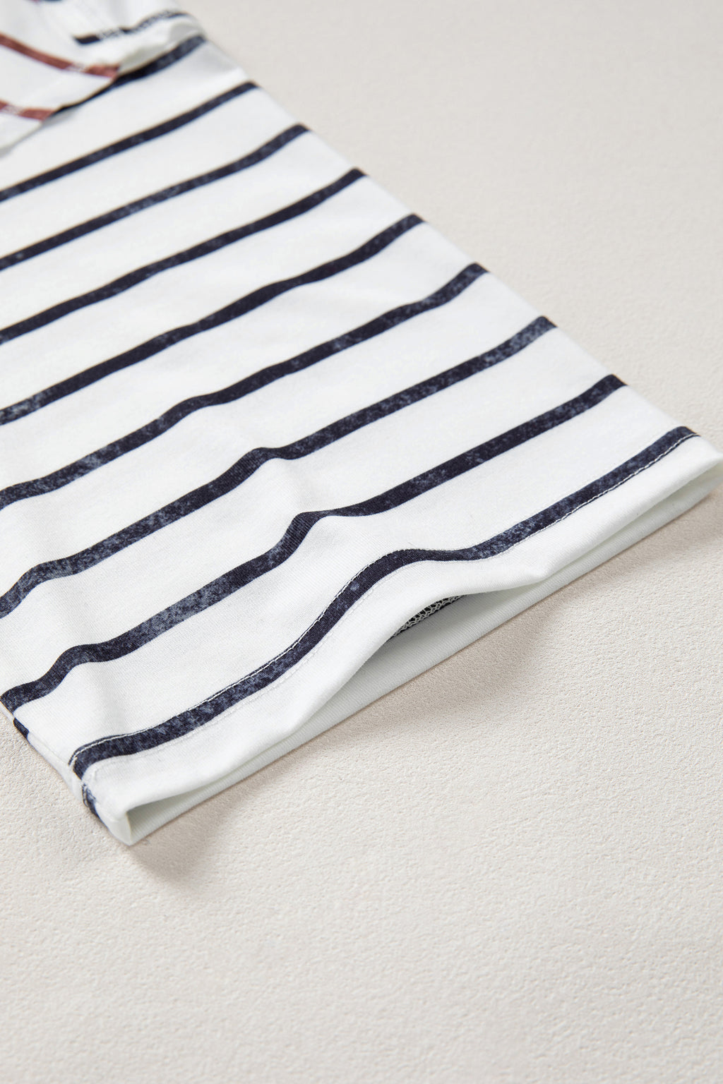 Khaki Stripe Colorblock 3/4 Sleeve Loose T Shirt