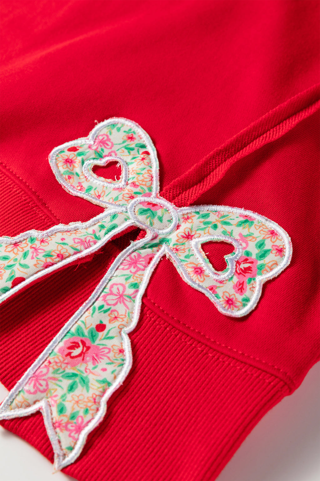 Beige Plus Size Raw Seam Detail Floral Bow Patched Baggy Pullover