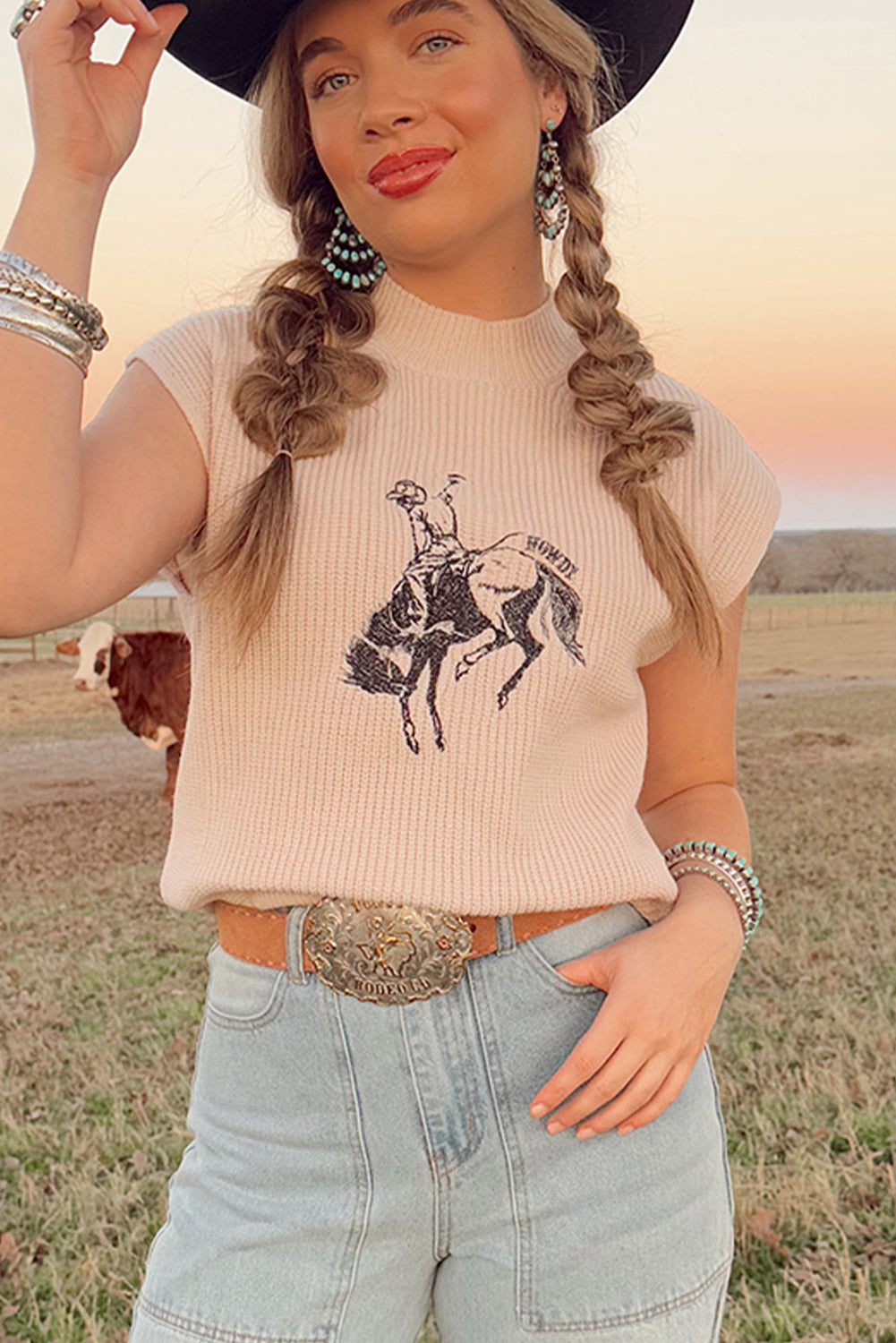 Black Western Cowboy Embroidery Round Neck Sleeveless Sweater