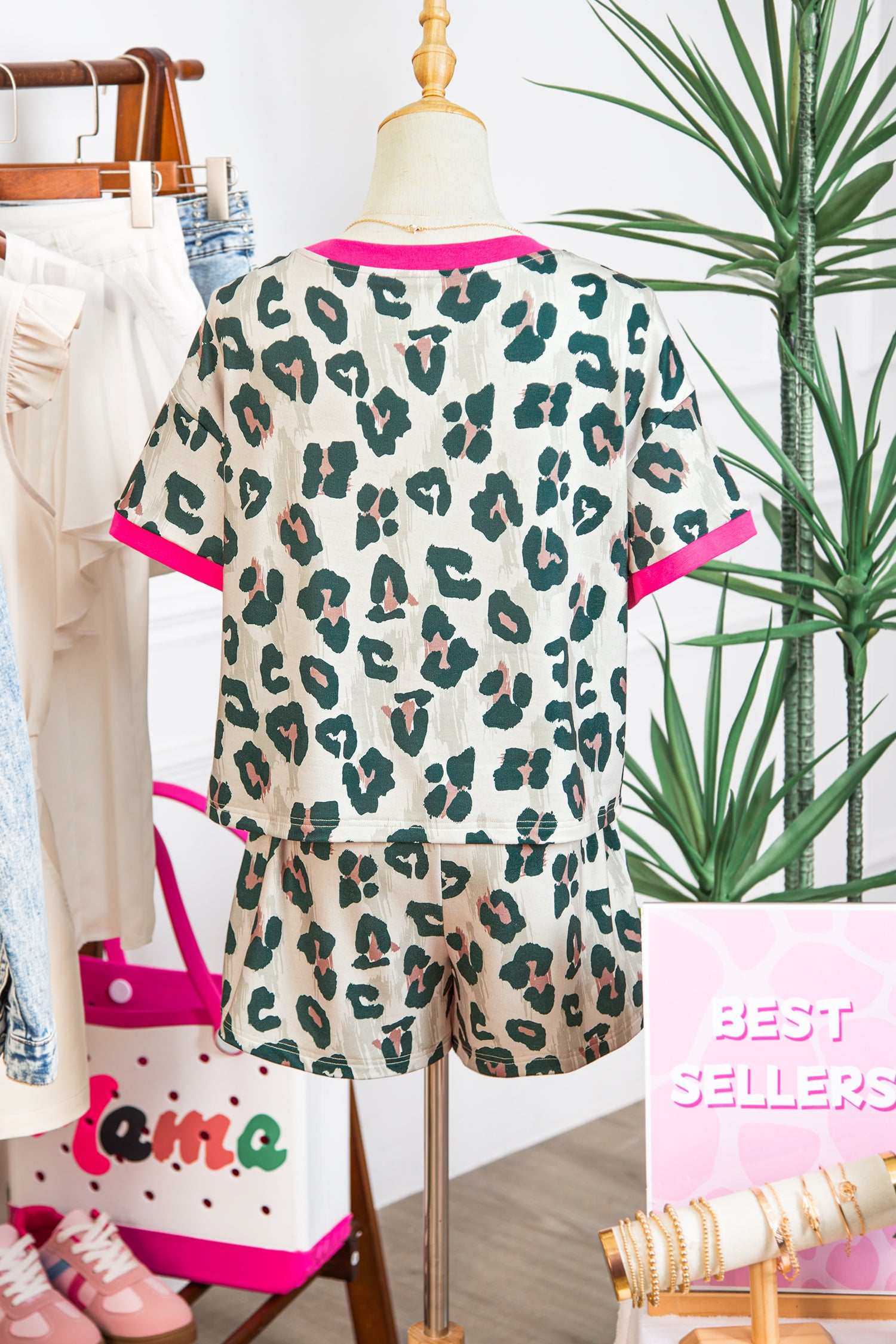 Brown Unique Leopard Print Contrast Trim Top Loose 2pcs Short Set