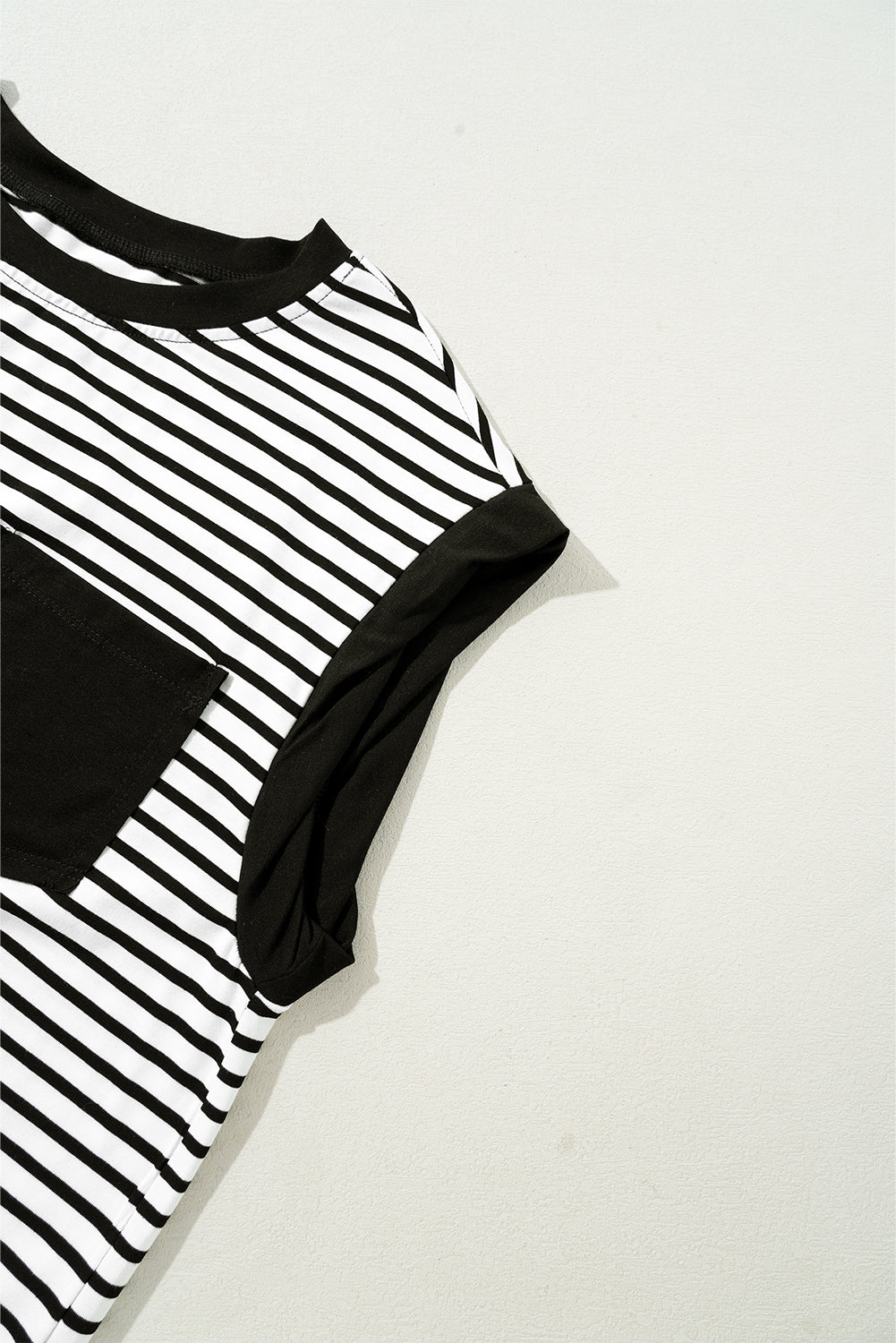 Red Stripe Chest Pocket Patch Round Neck Tank Top