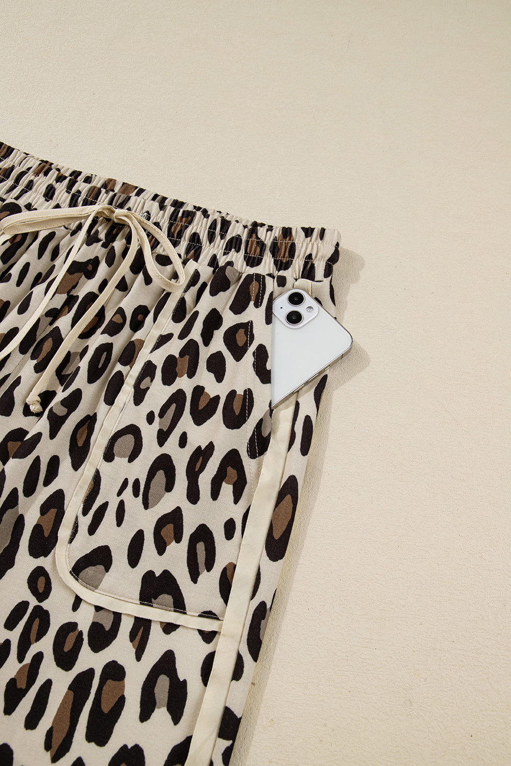 Khaki Exposed Seam Patched Pocket Plus Size Drawstring Leopard Wide Leg Pants