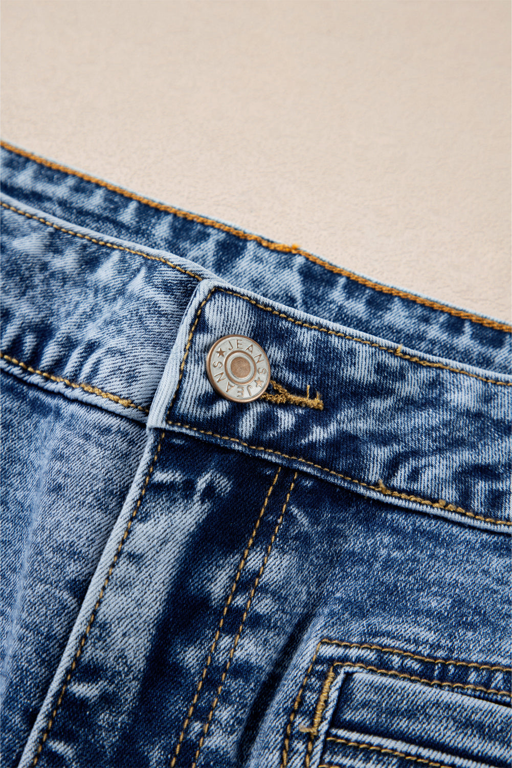 Light Blue Chic Patch Pocket Straight Leg Loose Jeans