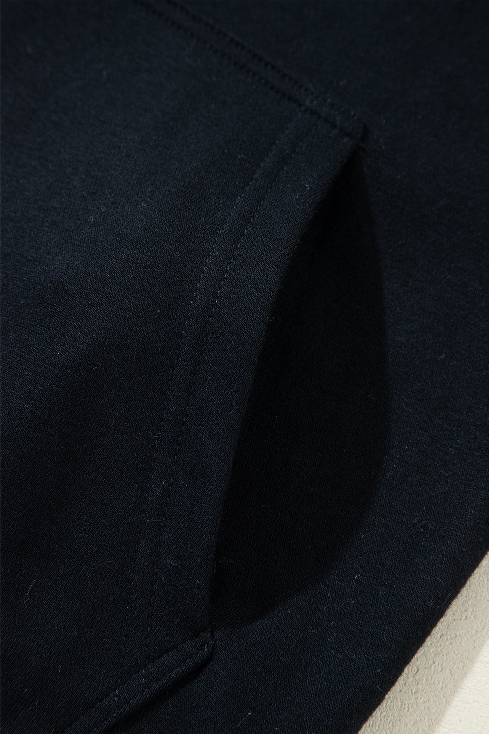 Fushia Solid Color Rivet Stud Raglan Sleeve Hoodie with Pocket
