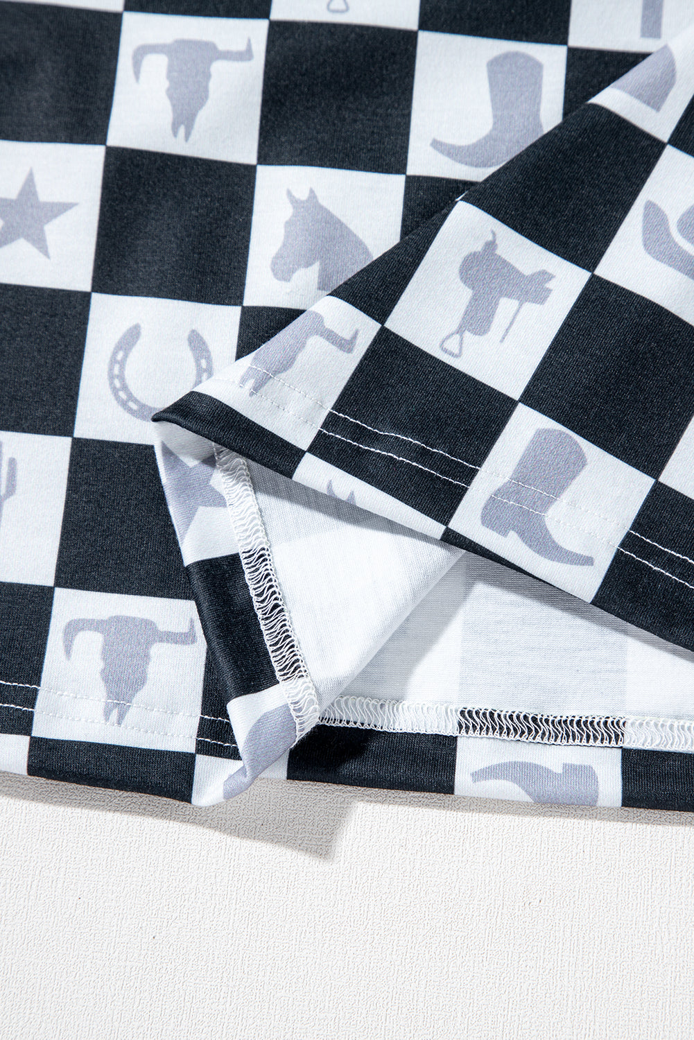Black Western Fashion Checkerboard Print Side Split T Shirt